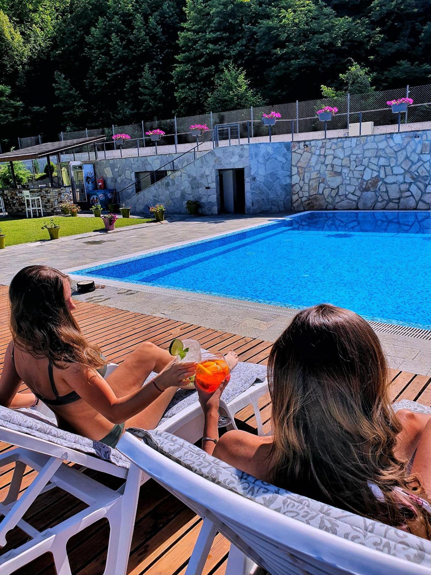 אוגניאנובו Waterside Spa Hotel מראה חיצוני תמונה