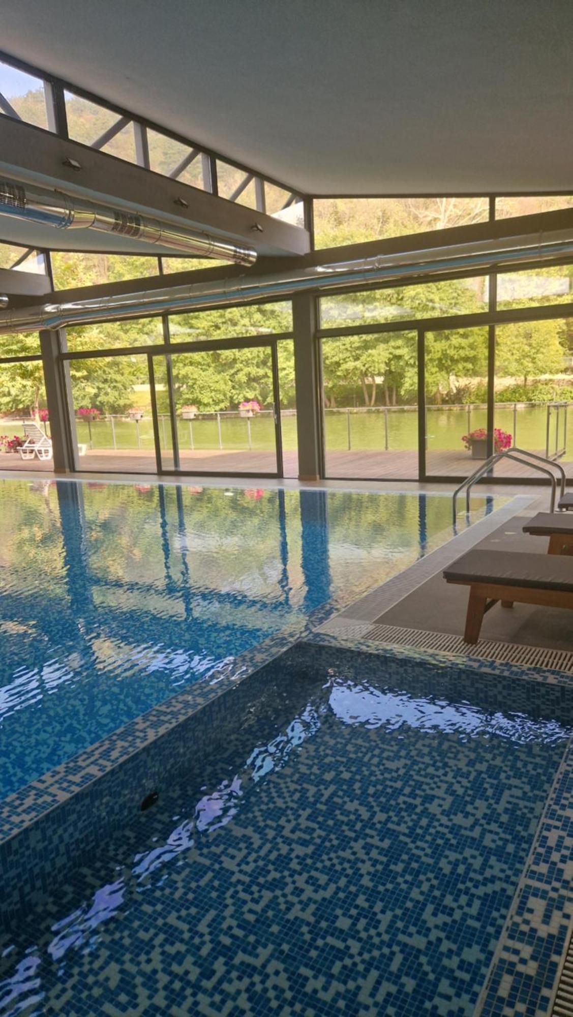 אוגניאנובו Waterside Spa Hotel מראה חיצוני תמונה